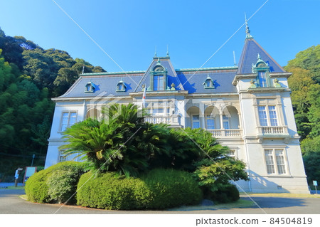 [愛媛縣] 夏目漱石（國家重要文化財產愛媛縣指定文化財產）相關的半水莊洋樓 84504819