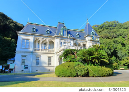[愛媛縣] 夏目漱石（國家重要文化財產愛媛縣指定文化財產）相關的半水莊洋樓 84504823