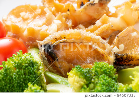 Sauteed abalone (domestic Ezo abalone). Sauteed abalone (domestic Ezo abalone). 84507333