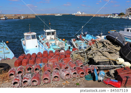 三河灣日間島漁港和釣章魚的穴位 三河灣日間島漁港和釣章魚的穴位 84507519