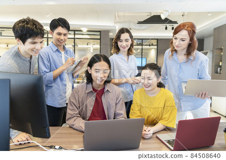 IT venture company startup image shooting cooperation: WEEK Shibadaimon (Sun Frontier Fudousan) IT venture company startup image shooting cooperation: WEEK Shibadaimon (Sun Frontier Fudousan) 84508640
