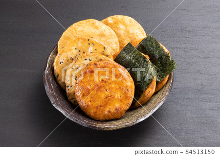 rice crackers 84513150