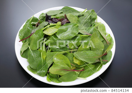 Baby leaf Baby leaf 84514134