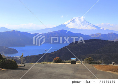 Mt. Fuji seen from Hakone Daikanzan Observatory Mt. Fuji seen from Hakone Daikanzan Observatory 84515315