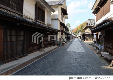 Japanese traditional houses: Japanese traditional houses in the house preservation area in Takehara City, Hiroshima Prefecture 84522666
