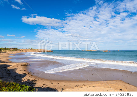 Port Elliot beach in South Australia Port Elliot beach in South Australia 84525953