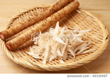 Burdock burdock 84526497