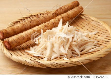 Burdock burdock 84526499