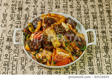 Korean food sundae stir-fried on a plate Korean food sundae stir-fried on a plate 84526845