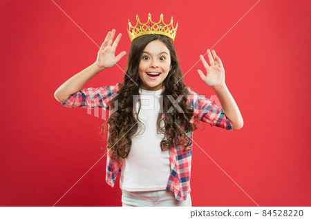 Happiness and joy. I am just the best. Kid wear golden crown e princess Happiness and joy. I am just the best. Kid wear golden crown e princess 84528220
