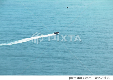 Whale Watching Tour in Kaikoura, New Zealand Whale Watching Tour in Kaikoura, New Zealand 84529170