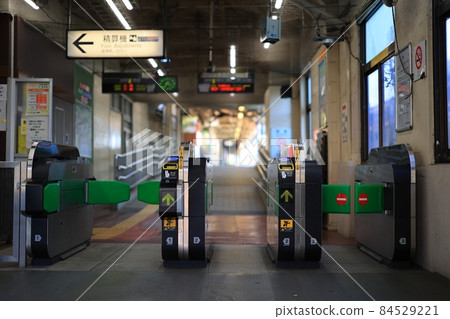 [高畫質] 車站自動檢票口 84529221