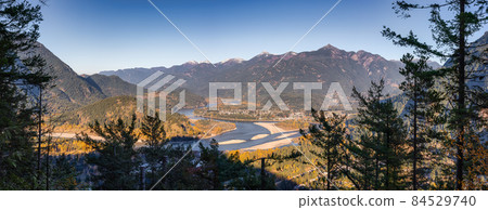 View of Hope, British Columbia, Canada. 84529740