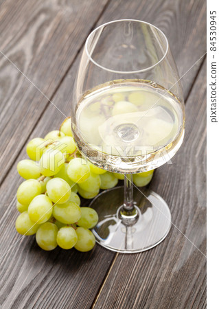 White wine glass and grape White wine glass and grape 84530945