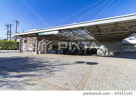 Too Station East Exit 84541191