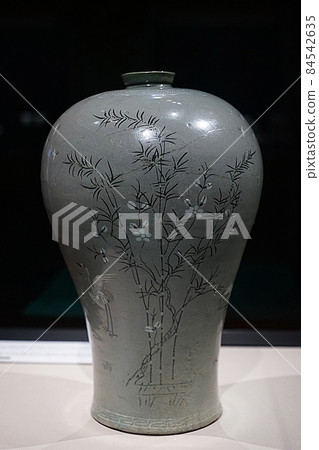 plum bamboo crane pattern hawk 84542635