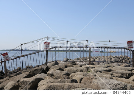 東京江戶川區葛西臨海公園防波堤風景 東京江戶川區葛西臨海公園防波堤風景 84544405
