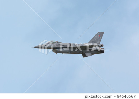 Polish Air Force F-16C Block 52+ "Tiger Demo Team" Level Flight 84546567