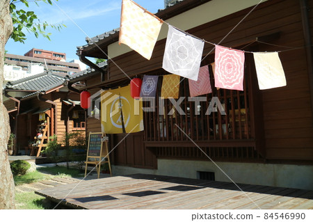 日式建築房子正面櫛錦雄一旗，日式風十足的台灣著名旅遊景點 84546990