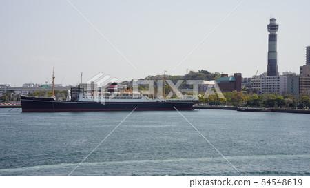 橫濱港,冰川丸和海洋塔 橫濱港,冰川丸和海洋塔 84548619
