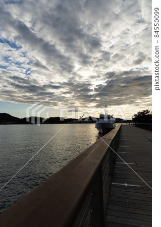 EOSRP. Hiroshima Onomichi Kouji Temple,黃昏港口。 EOSRP. Hiroshima Onomichi Kouji Temple,黃昏港口。 84550099