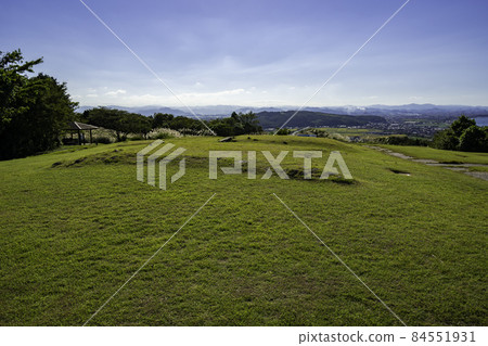 Mukibanda Yayoi Ruins, four-corner protruding mound grave, Daisen Town, Tottori Prefecture 84551931