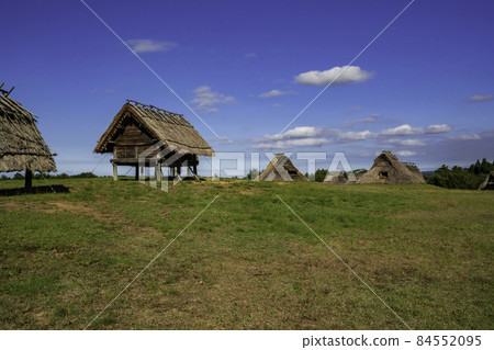 Mukibanda Yayoi Site Restoration Pithouse and Stilt Warehouse Oyama Town, Tottori Prefecture 84552095