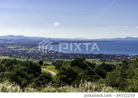 Yumigahama from Mukibanda Yayoi, Daisen Town, Tottori Prefecture 84552259