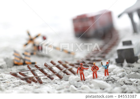 鐵路車站西洋鏡因災害倒塌 鐵路車站西洋鏡因災害倒塌 84553387