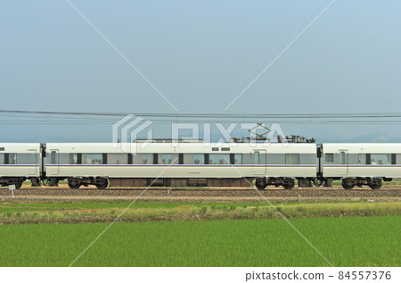 北陸本線 三河加賀笠間 JR 西 683 系列 S08 編隊(金澤) ③ 佐哈 682-2208 海邊 北陸本線 三河加賀笠間 JR 西 683 系列 S08 編隊(金澤) ③ 佐哈 682-2208 海邊 84557376