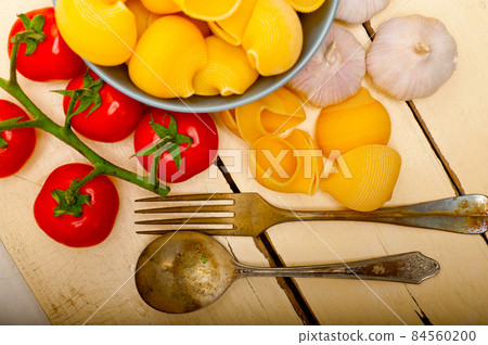 Italian snail lumaconi pasta with tomatoes 84560200