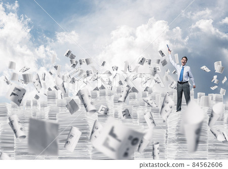 Study hard to become successful businessman. 84562606