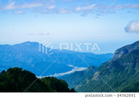 清新的山景,日本海,秋天 清新的山景,日本海,秋天 84562691