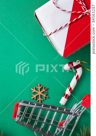 聖誕節 耶誕節 裝飾 背景 聖誕樹 Christmas fir tree branch クリスマス 84563287