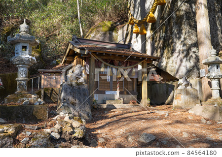 石割神社(Yamanakako Ishiwariyama 徒步路線) 石割神社(Yamanakako Ishiwariyama 徒步路線) 84564180