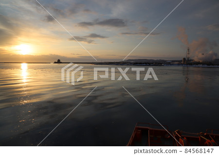 Drift ice of Monbetsu 84568147