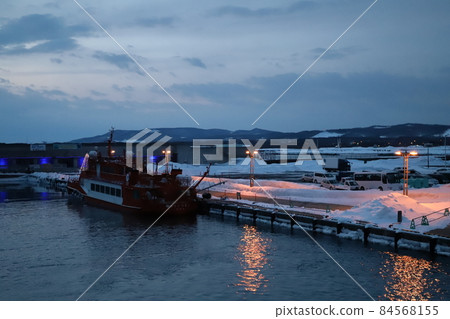 Drift ice of Monbetsu Drift ice of Monbetsu 84568155