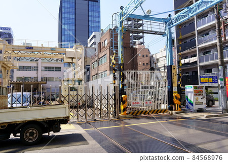 銀座線鐵路道口（東京都台東區東上野） 84568976