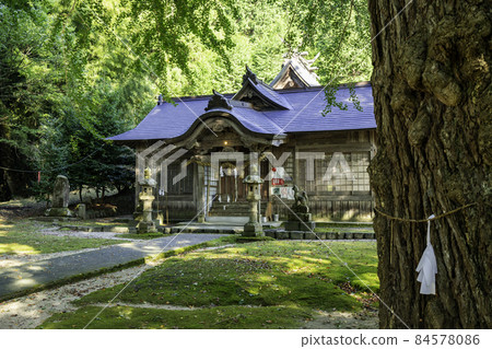 Daiiwami Shrine Haiden, Nichinan Town, Tottori Prefecture 84578086