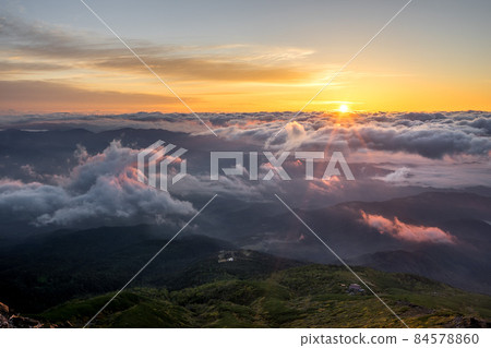 禦嶽山第九站,來自石室山莊(長野縣木曾郡木曾町禦岳)*作品評論區的拍攝位置 禦嶽山第九站,來自石室山莊(長野縣木曾郡木曾町禦岳)*作品評論區的拍攝位置 84578860