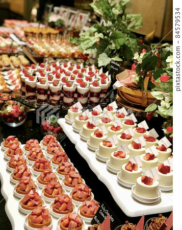 草莓甜點自助餐 84579534