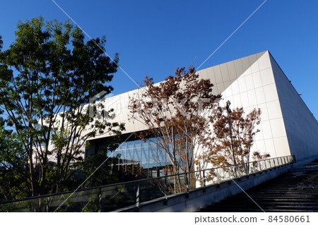 Tachikawa Stage Garden seen from the cascade Tachikawa Stage Garden seen from the cascade 84580661
