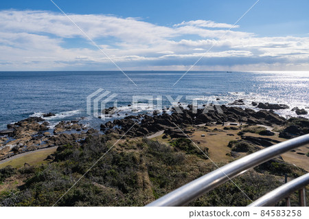 View and reefs from Nojimasaki Lighthouse in Minamiboso City, Chiba Prefecture View and reefs from Nojimasaki Lighthouse in Minamiboso City, Chiba Prefecture 84583258