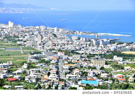 Overlooking the area around Sashiki Tsuhako, Nanjo City, Okinawa Prefecture (Nanjo City, Okinawa Prefecture) [2019.10] 84583688