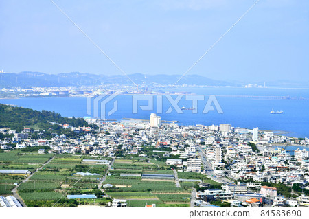 Overlooking the area around Sashiki Tsuhako, Nanjo City, Okinawa Prefecture (Nanjo City, Okinawa Prefecture) [2019.10] 84583690
