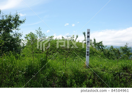 四矢市塚(北國高速公路) 四矢市塚(北國高速公路) 84584961