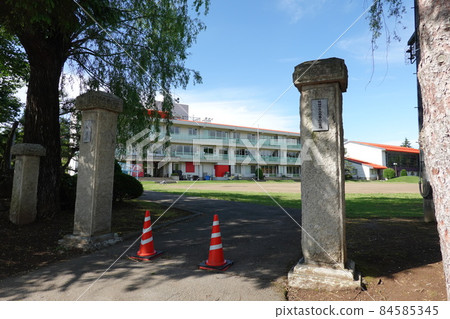 舊山水大二小學 舊山水大二小學 84585345