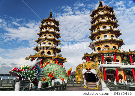 Architecture view of the Dragon and Tiger Pagodas in Lotus Pond of Kaohsiung, Taiwan. it is a temple located at Lotus Pond in Zuoying District, Kaohsiung, Taiwan.  84585456