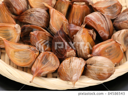 Black garlic Black garlic 84586543