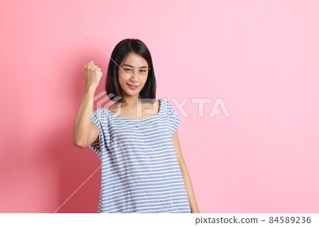 Mixed Race Woman Mixed Race Woman 84589236